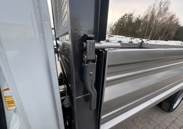 IVECO 35C16,,35C17,,35C18,,50C15,,50C17,,50C18 KIPER WYWROT 3 STR 3,0 SILNIK 