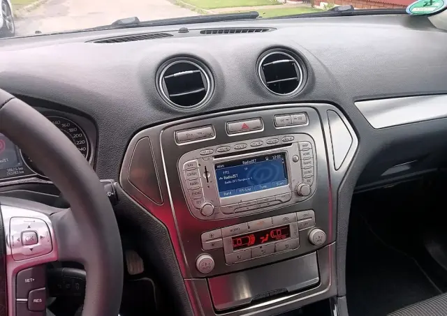 FORD Mondeo 2.0 Titanium