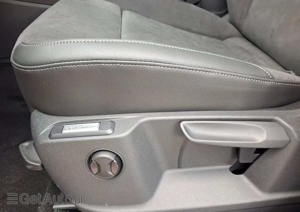 VOLKSWAGEN Caddy Maxi 2.0 TDI Style DSG