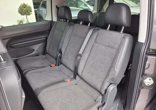 VOLKSWAGEN Caddy Maxi 2.0 TDI Style DSG