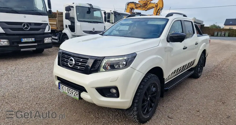 NISSAN Navara 