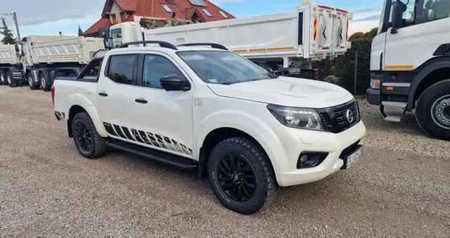 NISSAN Navara 