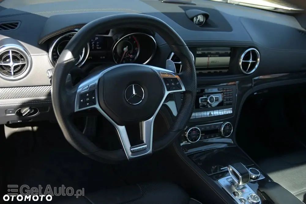 MERCEDES-BENZ SL 63 AMG