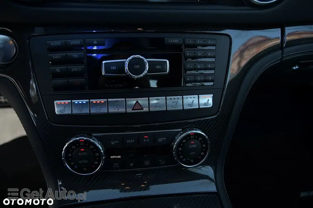 MERCEDES-BENZ SL 63 AMG