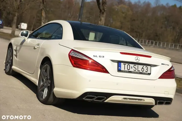 MERCEDES-BENZ SL 63 AMG