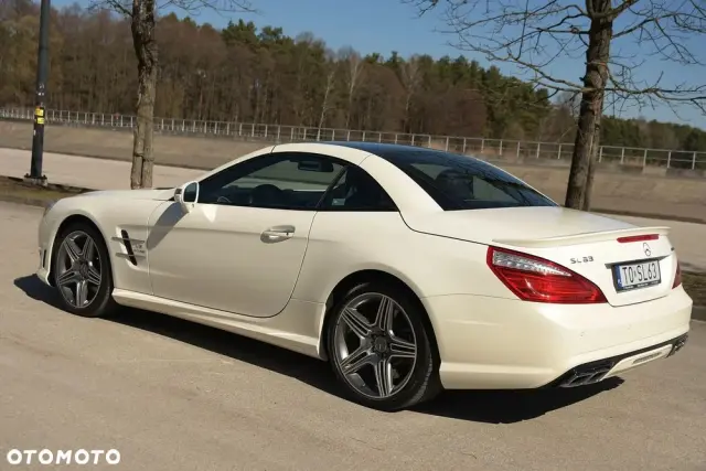 MERCEDES-BENZ SL 63 AMG