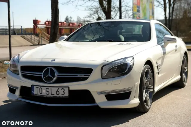 MERCEDES-BENZ SL 63 AMG