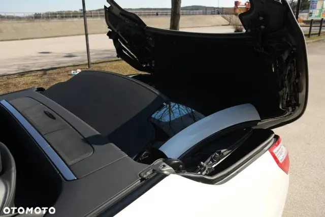 MERCEDES-BENZ SL 63 AMG