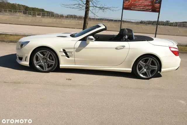 MERCEDES-BENZ SL 63 AMG