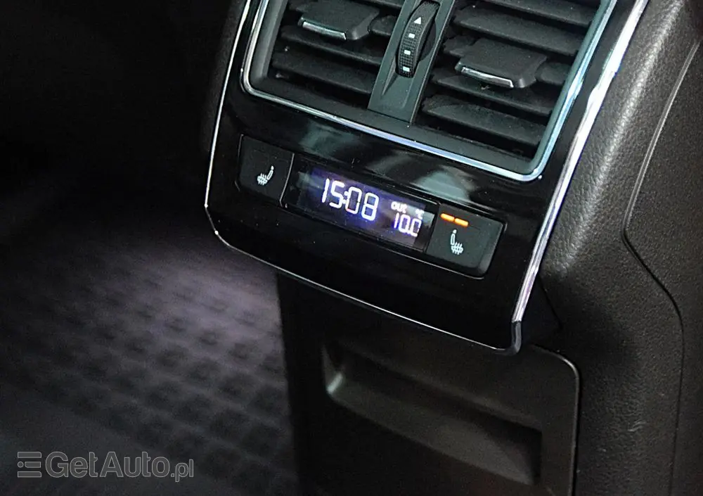 SKODA Superb 1.8 TSI L&K