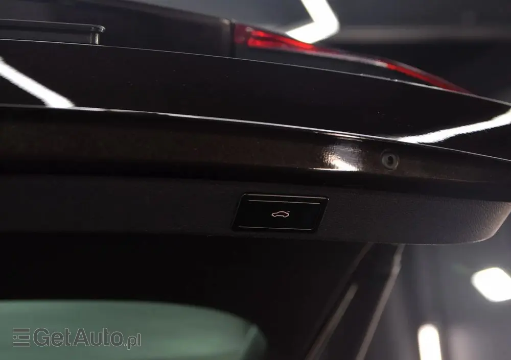 SKODA Superb 1.8 TSI L&K