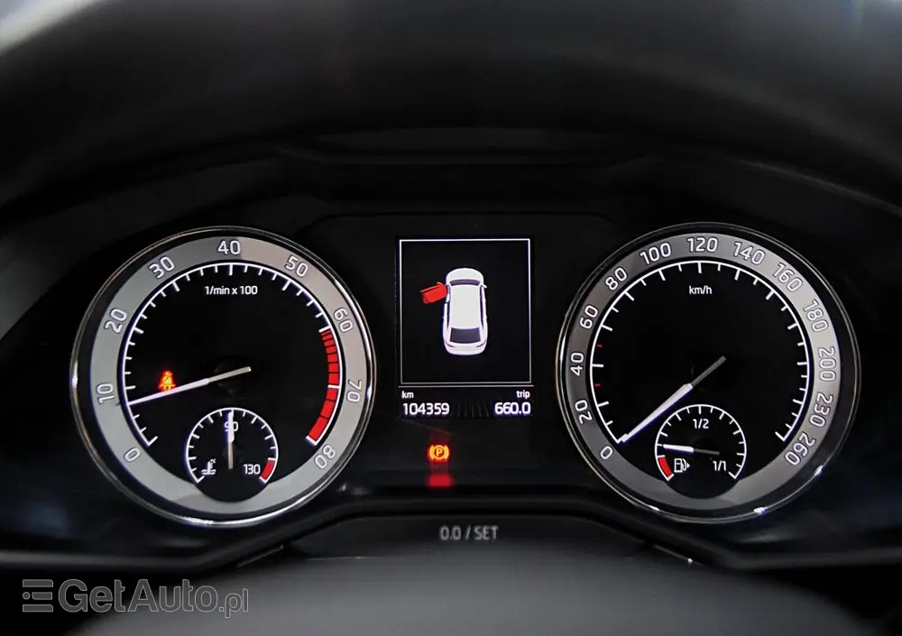 SKODA Superb 1.8 TSI L&K