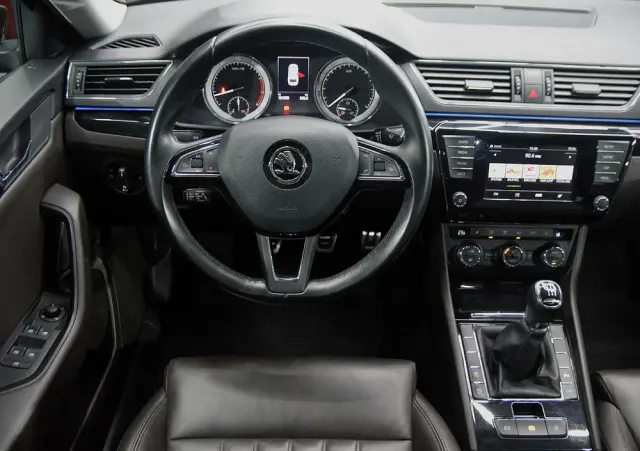 SKODA Superb 1.8 TSI L&K