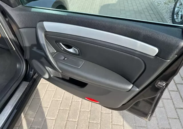 RENAULT Laguna Grandtour 2.0 dCi FAP GT