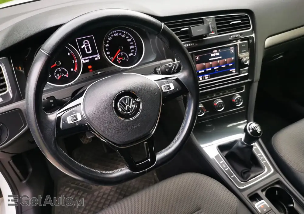 VOLKSWAGEN Golf 1.4 TSI (BlueMotion Technology) Comfortline