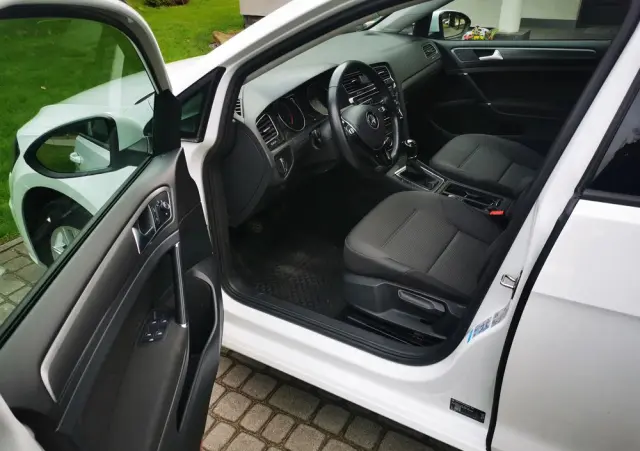 VOLKSWAGEN Golf 1.4 TSI (BlueMotion Technology) Comfortline