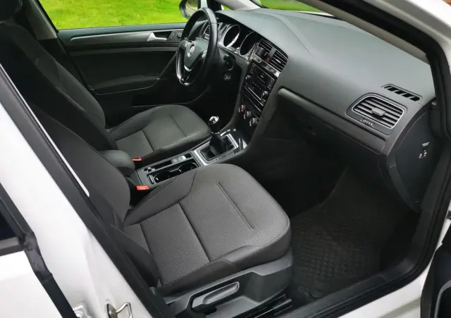 VOLKSWAGEN Golf 1.4 TSI (BlueMotion Technology) Comfortline