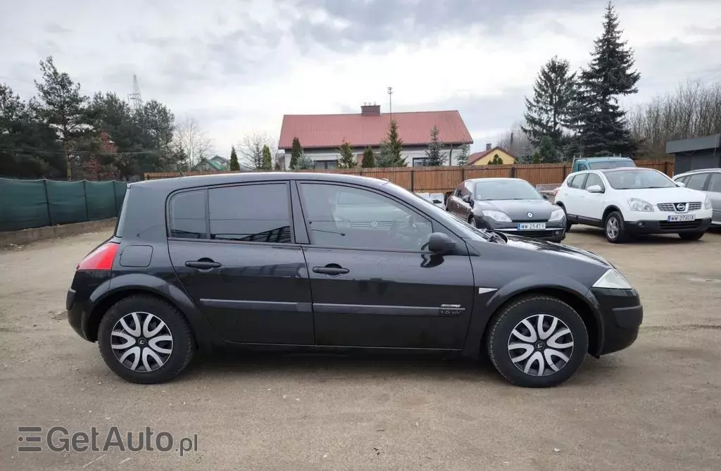 RENAULT Megane 
