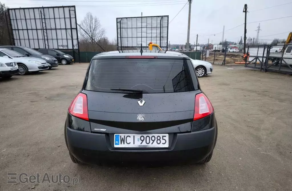 RENAULT Megane 