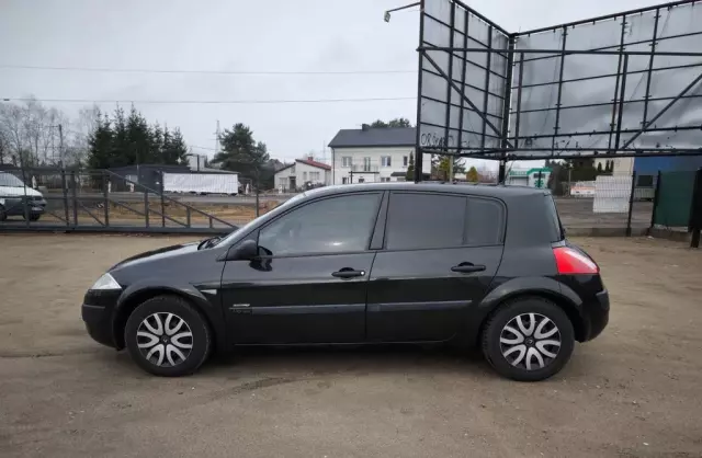 RENAULT Megane 