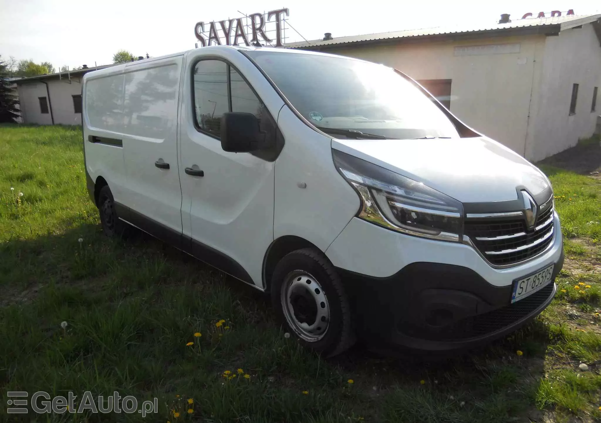 RENAULT Trafic 