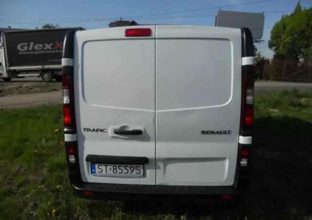 RENAULT Trafic 