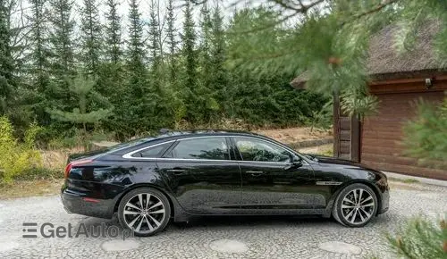 JAGUAR XJ 