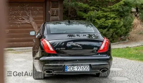 JAGUAR XJ 