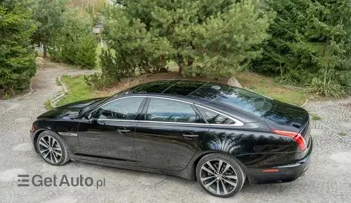 JAGUAR XJ 