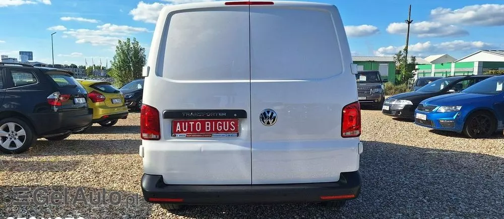 VOLKSWAGEN Transporter 