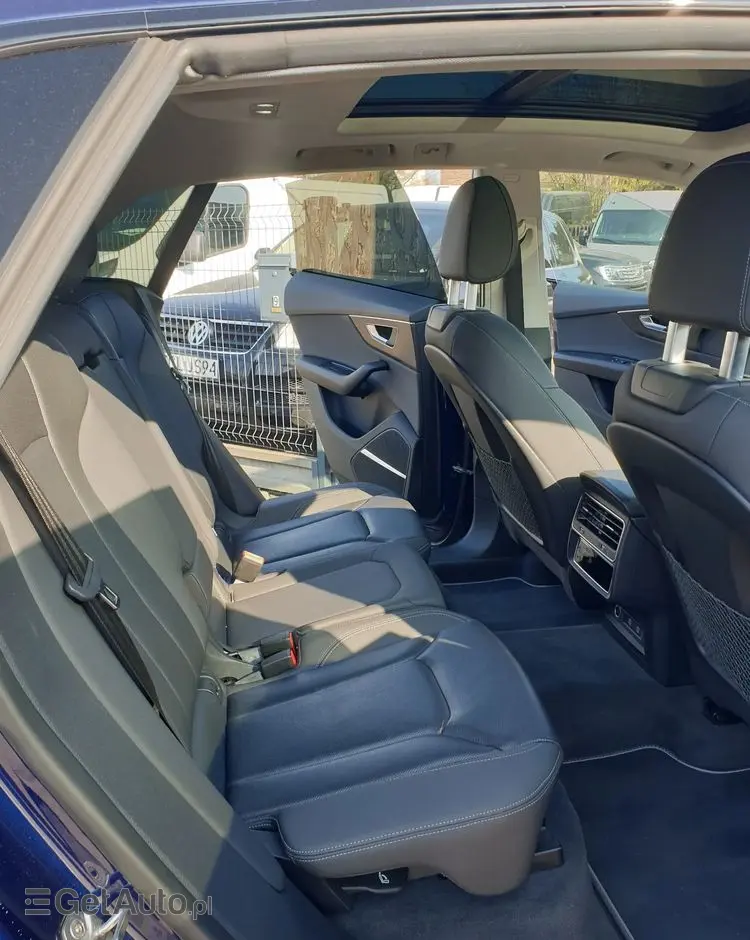 AUDI Q8 SUV TFSI quattro 250 kW tiptronic
