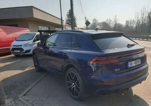 AUDI Q8 SUV TFSI quattro 250 kW tiptronic