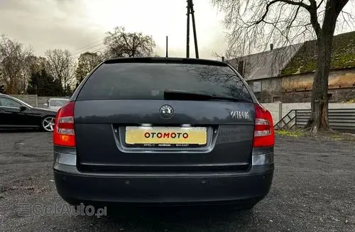 SKODA Octavia 
