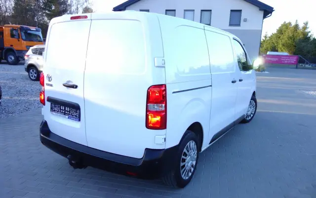 TOYOTA Proace Automat 2.0 D4D L2 Zabudowa Klima 