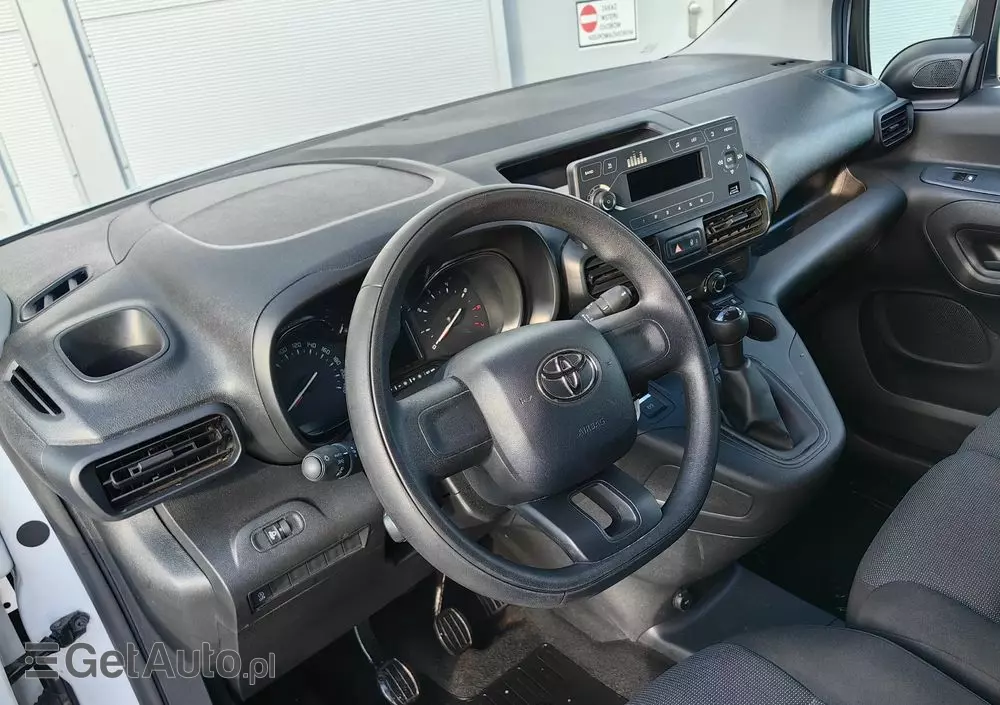 TOYOTA Proace City Berlingo Partner 