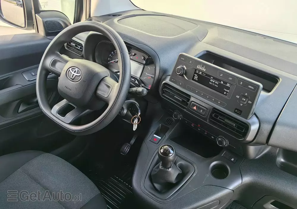 TOYOTA Proace City Berlingo Partner 