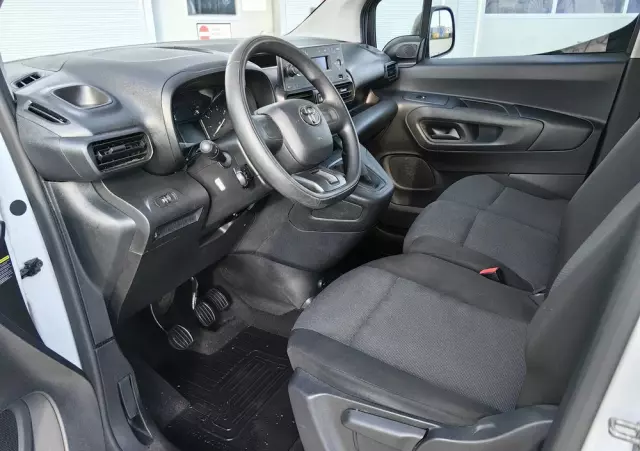 TOYOTA Proace City Berlingo Partner 