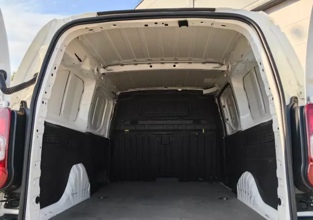 TOYOTA Proace City Berlingo Partner 