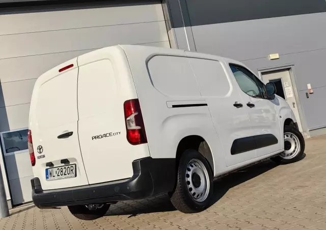 TOYOTA Proace City Berlingo Partner 