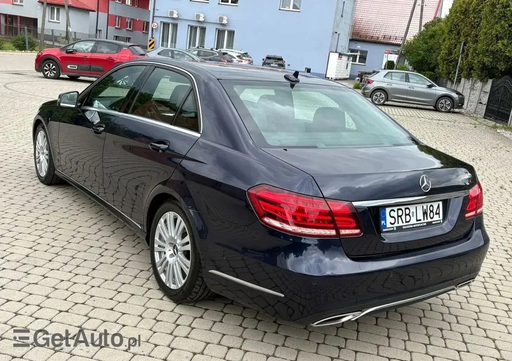 MERCEDES-BENZ Klasa E 300 T BlueTEC 9G-TRONIC