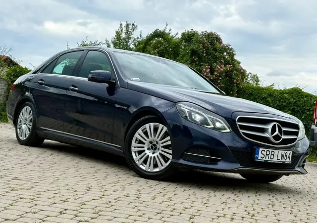 MERCEDES-BENZ Klasa E 300 T BlueTEC 9G-TRONIC
