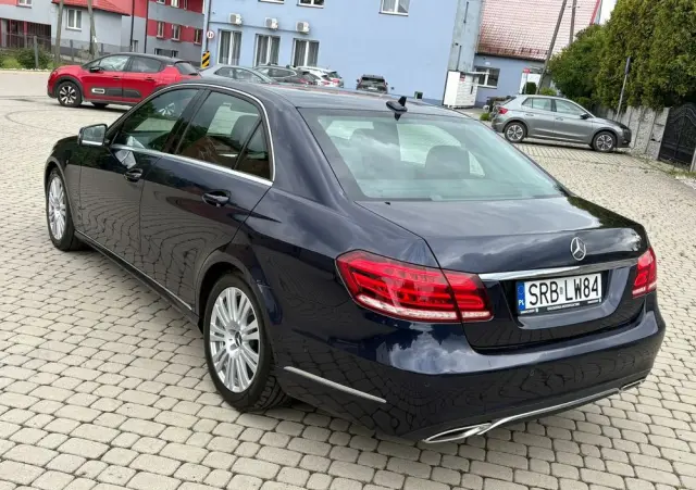 MERCEDES-BENZ Klasa E 300 T BlueTEC 9G-TRONIC