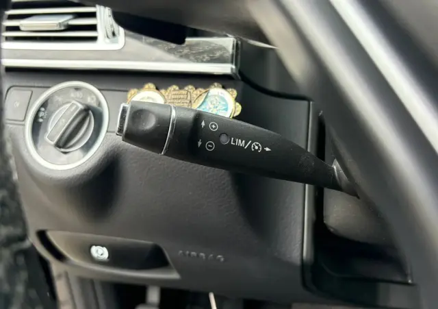 MERCEDES-BENZ Klasa E 300 T BlueTEC 9G-TRONIC