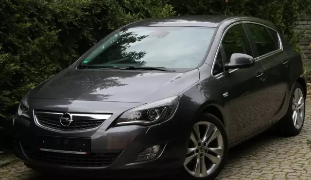OPEL Astra 