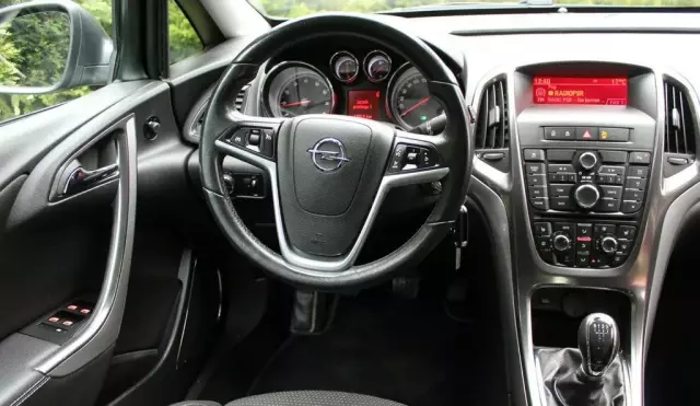 OPEL Astra 