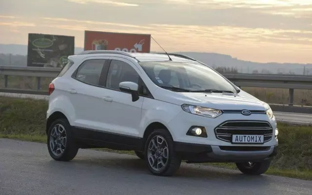 FORD EcoSport 1.5 EcoBlue TITANIUM