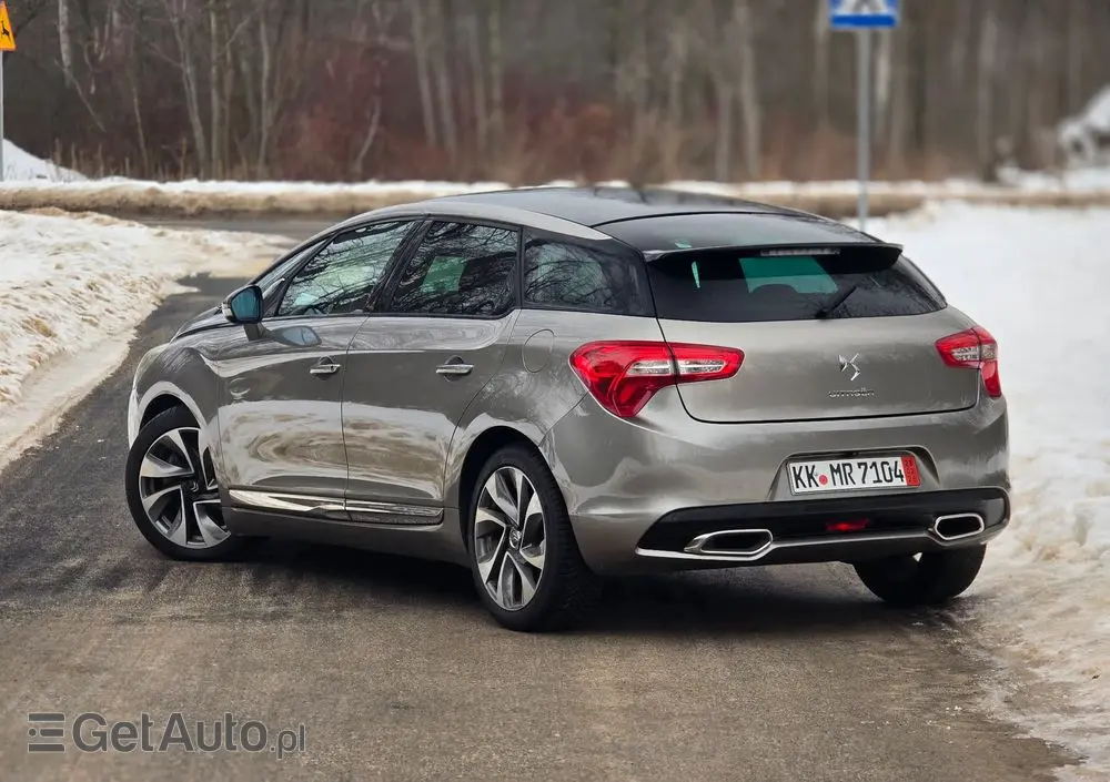 CITROËN DS5 HDi 165 SportChic