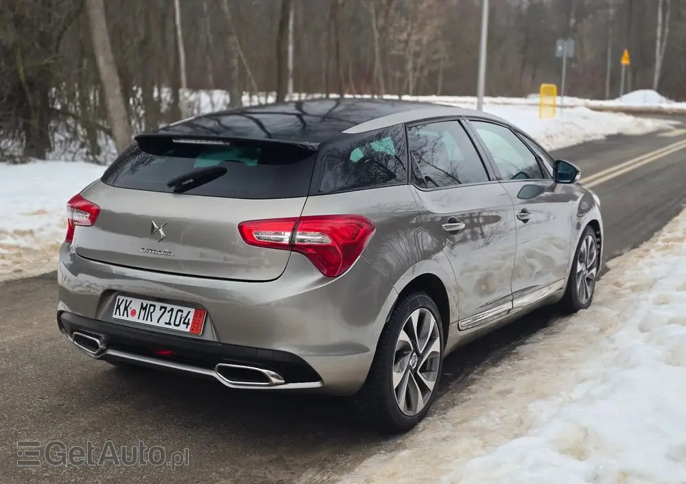 CITROËN DS5 HDi 165 SportChic