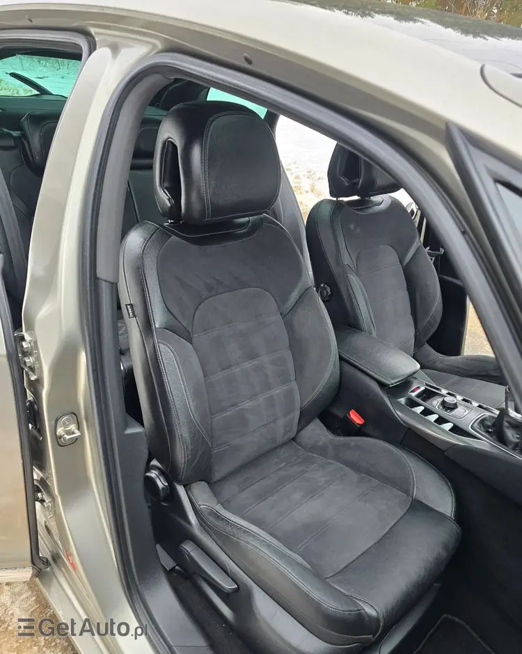 CITROËN DS5 HDi 165 SportChic