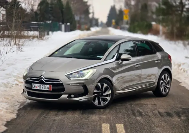 CITROËN DS5 HDi 165 SportChic